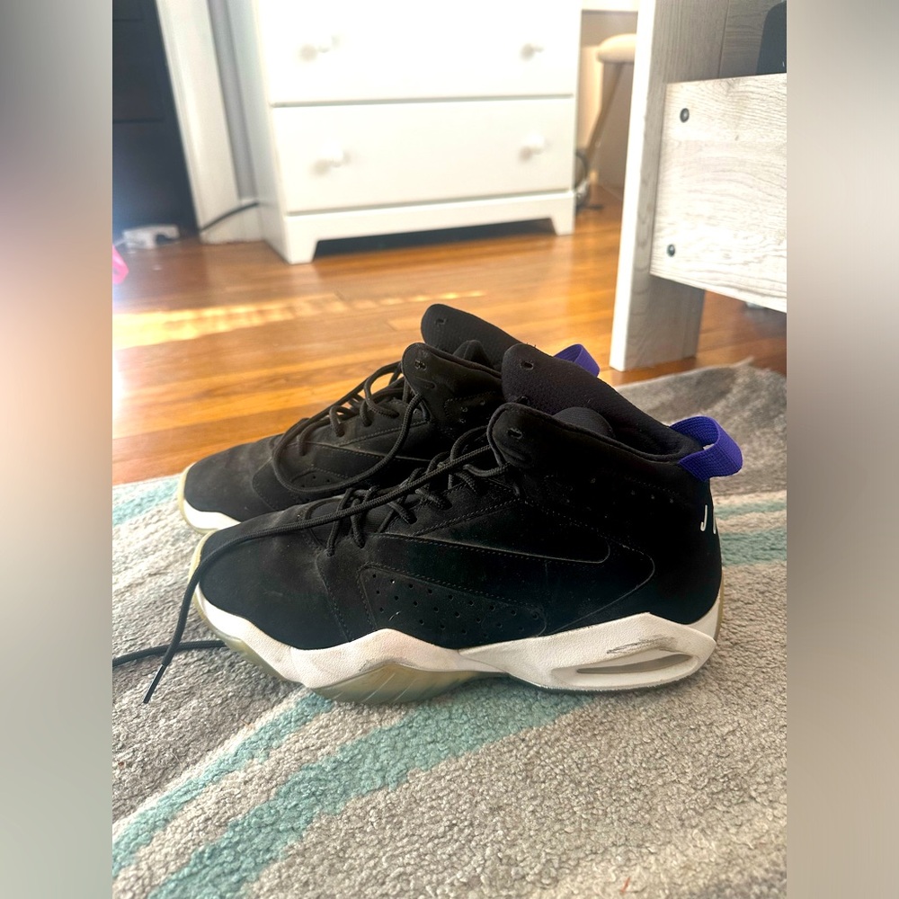 Jordan lift off